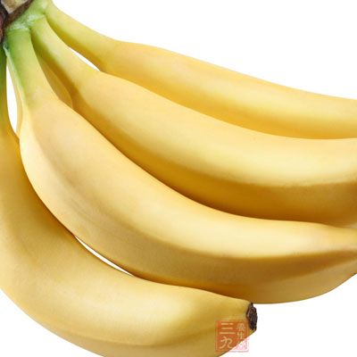 肾病综合症，含钠高的水果应该禁食，如：香蕉