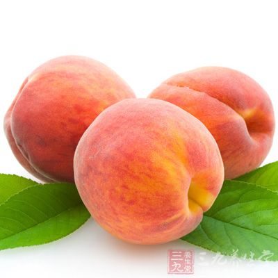 桃子中含有维生素B等多种营养元素