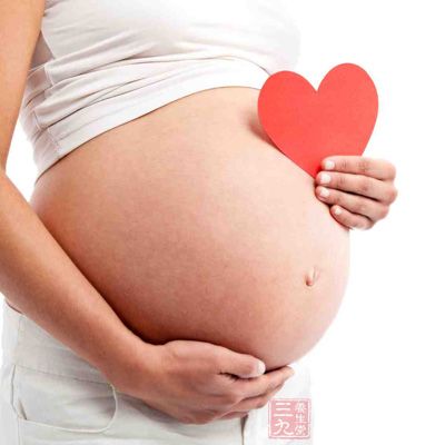 血糖过高则会加重孕妇的肾脏负担，不利孕期保健
