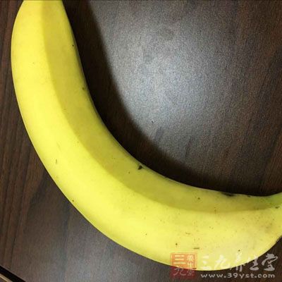 寒凉性质水果，如香蕉空腹食用对身体一定是有害的