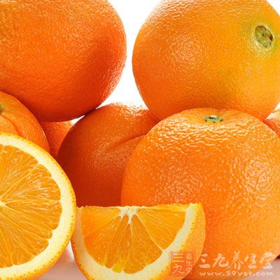 如果是肾炎伴有贫血呢，不宜吃橙子、柿子等水果