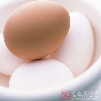 蛋类100～150克(2～3个)