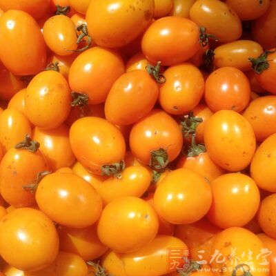 黄色小番茄中含有丰富的蛋白质、有机酸、矿物质和维生素C