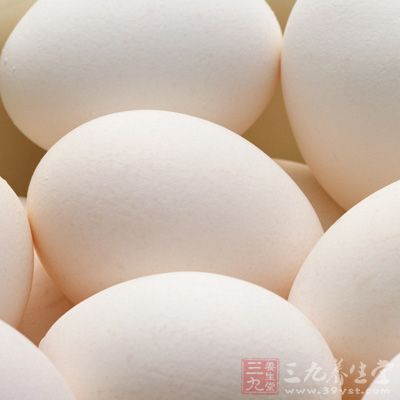 咸鸭蛋虽然好处多多，但是孕妇、脾阳不足者不宜食用咸鸭蛋