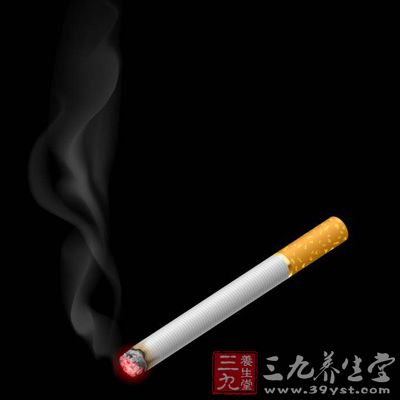 抽烟本身产生一些物质有可能导致子宫癌细胞的发展