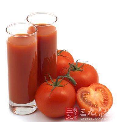 每人每天吃上两个番茄，就可以满足一天维生素C的需要