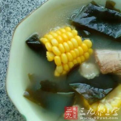 玉米海带龙骨汤