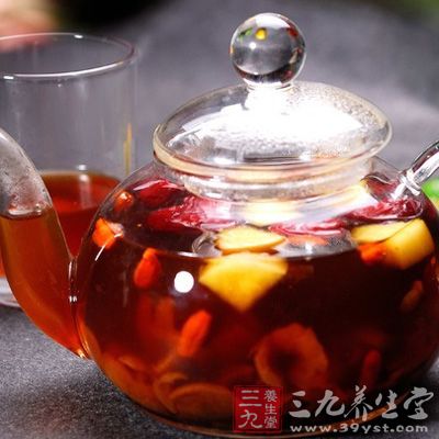 红枣桂圆茶能够补充女性血气