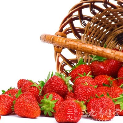 原来草莓不但能够滋养肌肤还能够明明目养肝呢