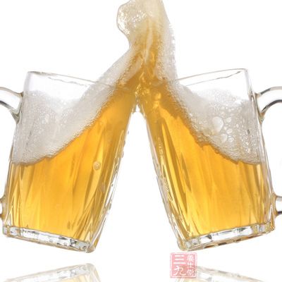 啤酒+烧烤=急性肠胃炎