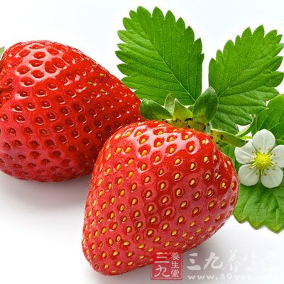 对于肝火旺盛的人来说，草莓既能养肝，又是去肝火的高手