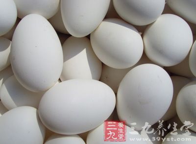 鹅蛋成椭圆形，个体很大，一般可达80-100g