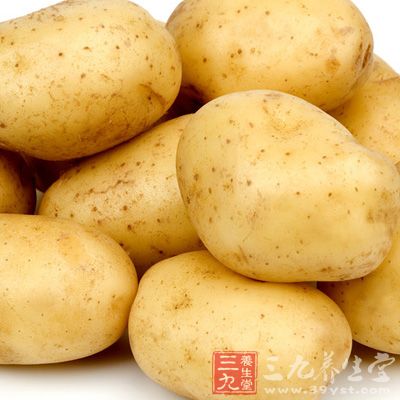 土豆中含有丰富的维生素A，维生素C和多种矿物质