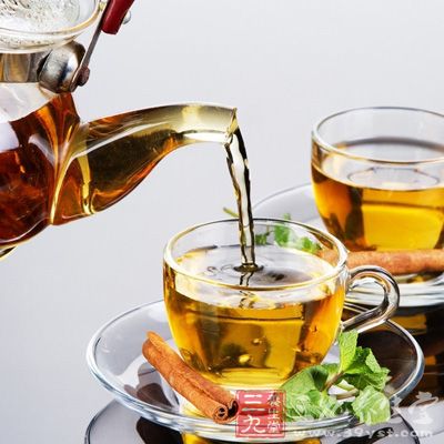 茶饮被认为是一种自然的排毒饮料