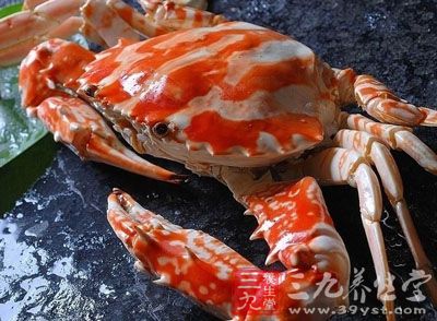 吃红蟹不会有生命危险但是吃死蟹是会中毒的