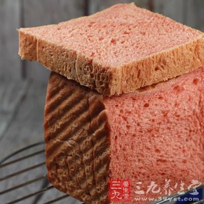 红曲色素在面制品生产中的应用，如生产红曲饼干、红曲面包、糕点、红曲面条等。