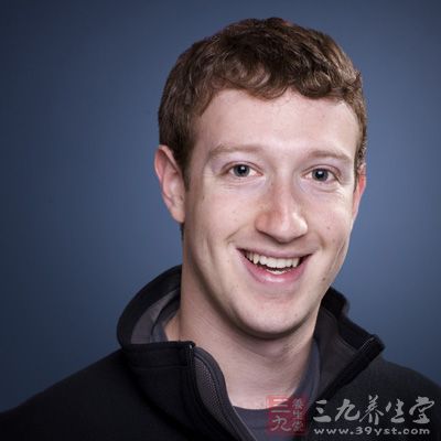 马克-艾略特-扎克伯格，美国社交网站Facebook的创办人