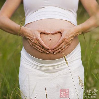 由于妊娠期逐渐增大的胎儿及其附属物压迫造成肛门局部的痔静脉回流障碍
