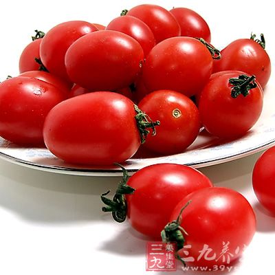 樱桃番茄俗称很多，又叫袖珍番茄、迷你番茄