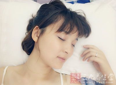 打呼噜是一种普遍存在的睡眠现象