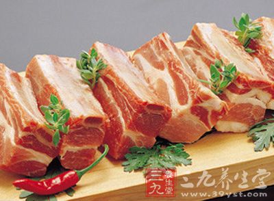 猪小排(猪肋排)本身肉质就很细腻，猪小排(猪肋排)的口感也是很独特的