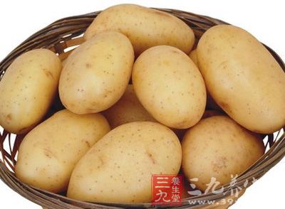 土豆中含的维生素是胡萝卜的2倍