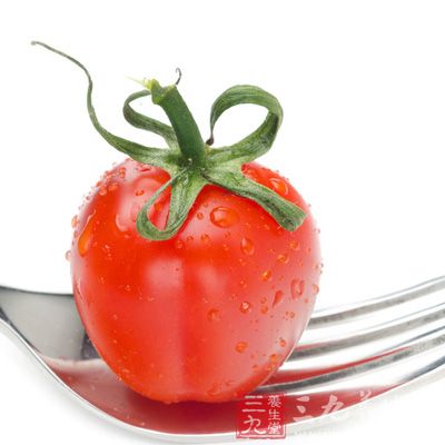 吃西红柿能够起到防中暑的作用