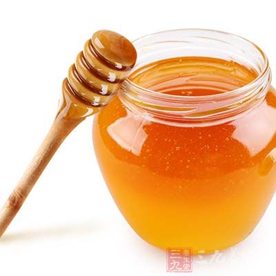 蜂蜜具有保湿和滋养的功能