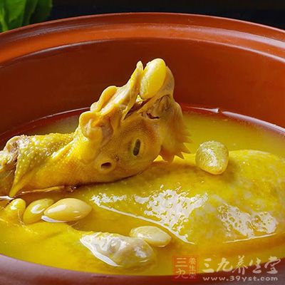 石榴皮煮母鸡(民间验方)