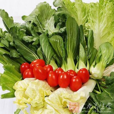 绿叶蔬菜中都富含维生素E