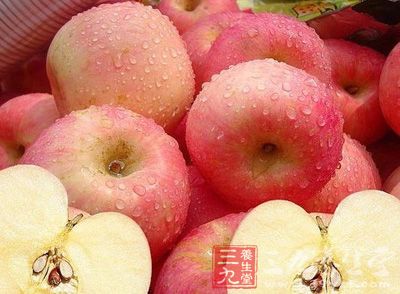 苹果1~ 2个，每天早晚空腹时服食，连食数天。