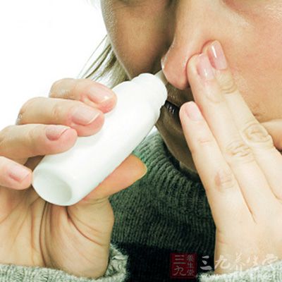 鼻子干燥可用生理盐水滴鼻