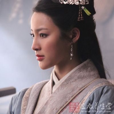 潘金莲自打在《水浒传》和《金瓶梅》中成名之后，就一直成为中国文化的热点人物