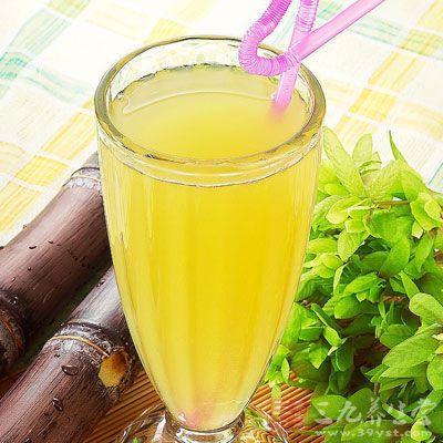 生蔗汁被喻为天生复脉汤，最适合热性病饮用