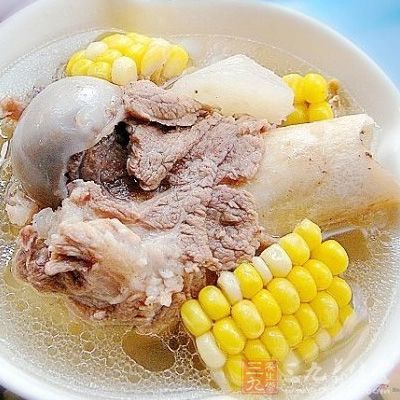 玉米海带棒骨汤的制作方法