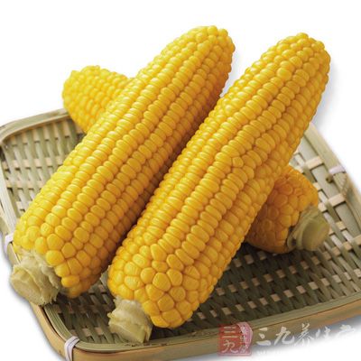 玉米含有丰富的钙、磷、硒和卵磷脂、维生素E