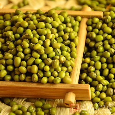 食谱营养绿豆：绿豆含有丰富营养元素，有增进食欲、降血脂