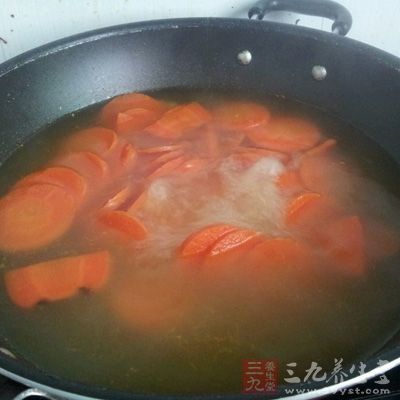 胡萝卜煮熟吃β-胡萝卜素吸收率翻倍