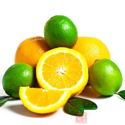 柠檬中的维生素C有解毒作用