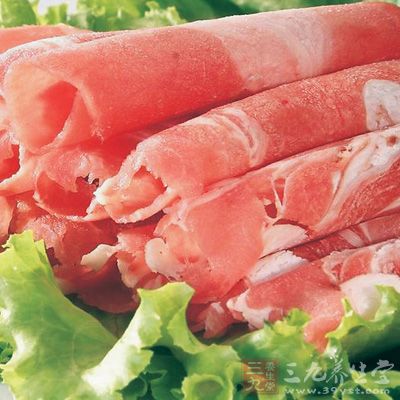 肉中含有的蛋白质很高，经常吃肉的坏处就是：高动物蛋白质饮食很容易引起钙缺乏症