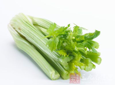芹菜又叫做旱芹、药芹、香芹、蒲芹。它是伞形科的植物