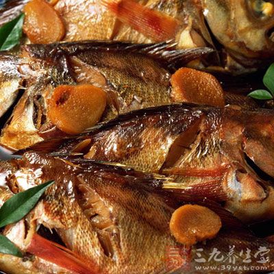 黄花鱼是非常适合孩子夏季食用的鱼类