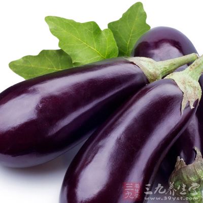 茄子又称落苏、昆仑瓜等，其浆果可食，是为数不多的紫色蔬菜之一