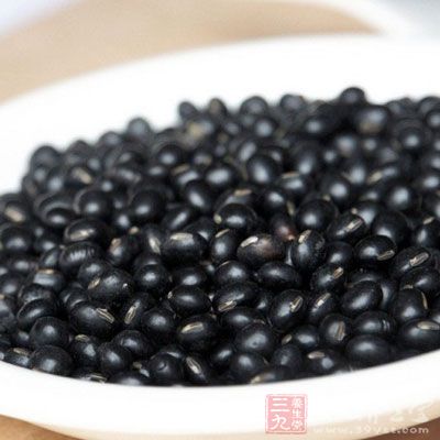 黑豆还能有益于治疗水肿，且活血解毒