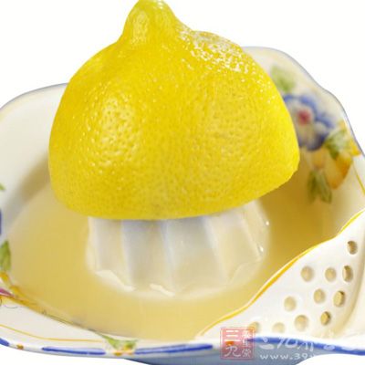柠檬汁能够改善记忆力