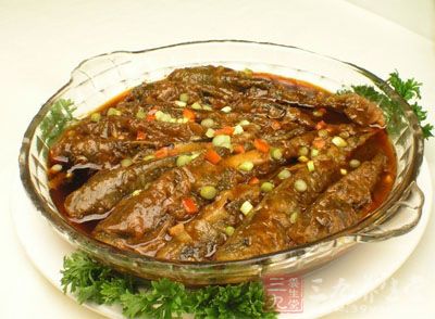 小黄鱼含有丰富的碘，益胃暖中