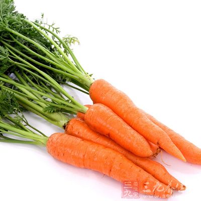 只要在摄入胡萝卜素之后一段时间内摄入含有油脂的食物，也能促进胡萝卜素的吸收