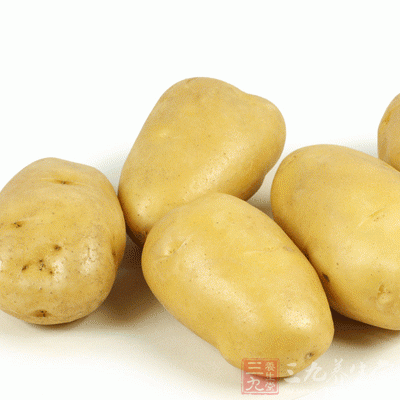 土豆，能够缓解因5—羟色胺升高引起的紧张性头痛
