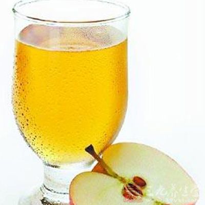 苹果醋里的大量维生素抗氧化剂能促进新陈代谢