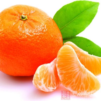 橘子不但能让人体中的血脂还有胆固醇降低，还可以美容护肤